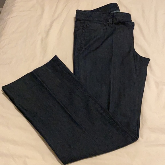 Anne Klein - Picture 2 of 3